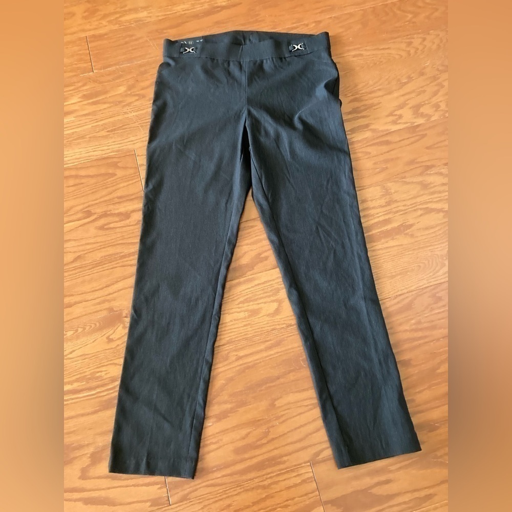 Rafella woman’s dress pants office business size 14 slim leg. Color gray tweed